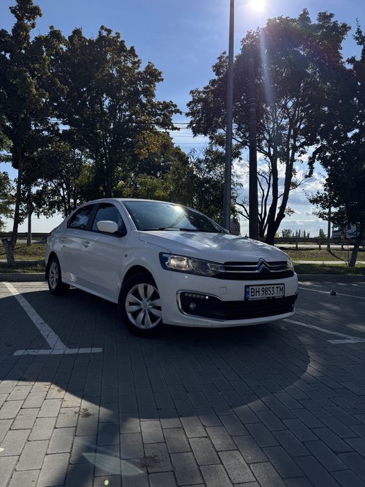 Продам Citroen C Elysee 1.2 2019 рік в гарному стані