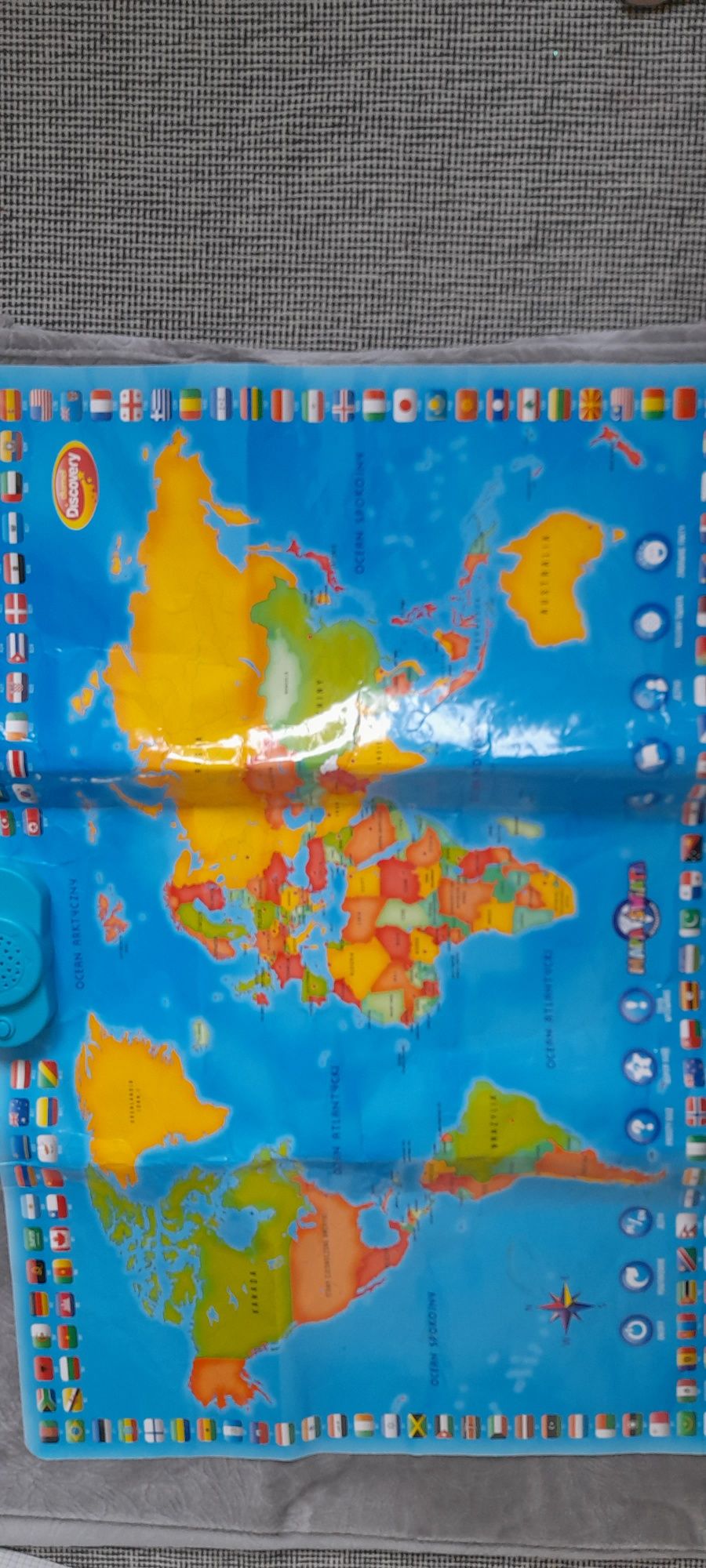 Dumel Discovery interaktywna mapa świata