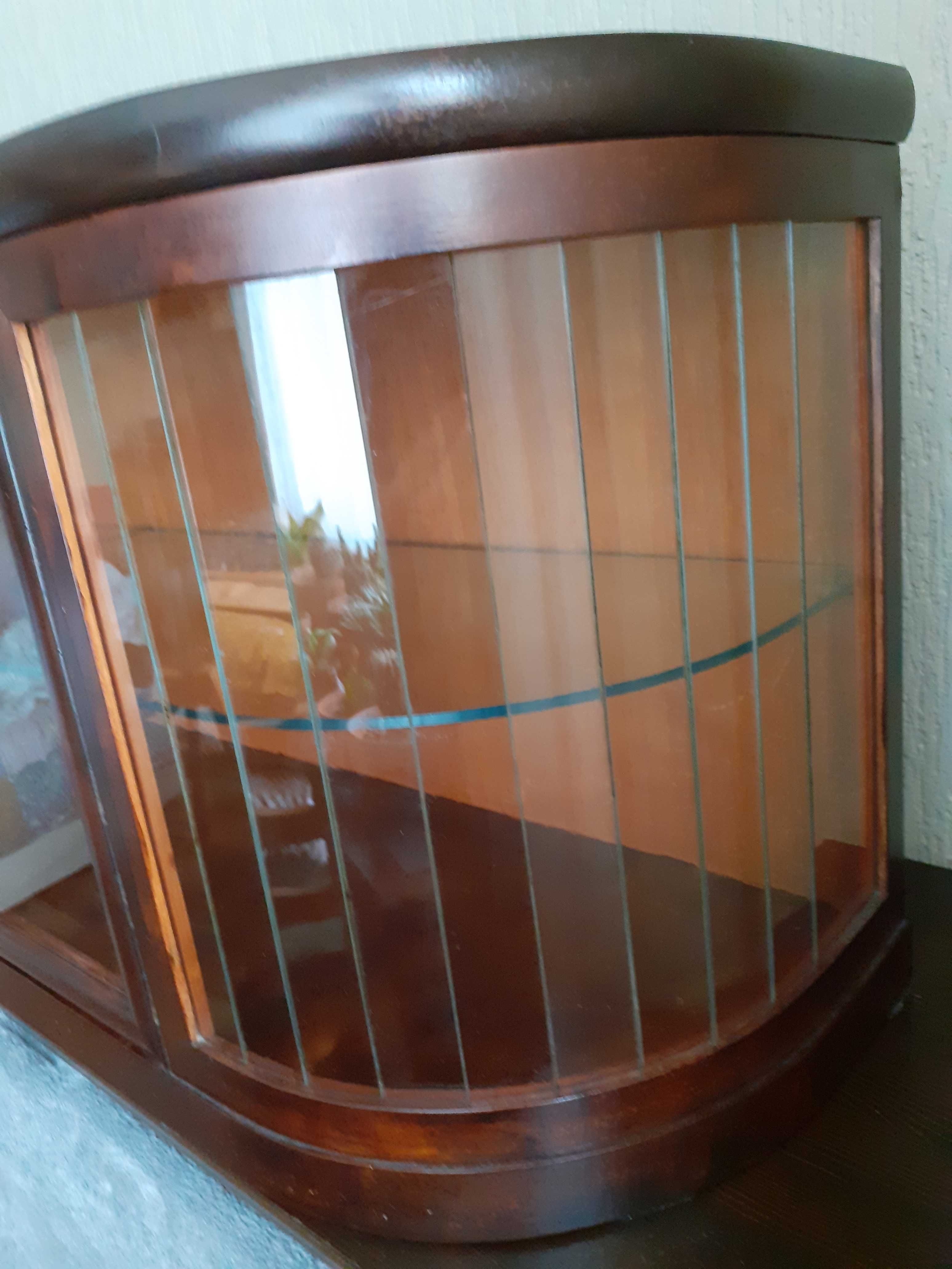 Witryna art deco drewniana wisząca wytrynka ścienna szafka szklana