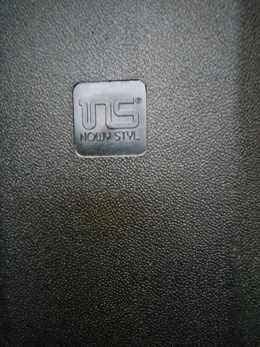 Кресло офисное с подъёмным механизмом. Б/У