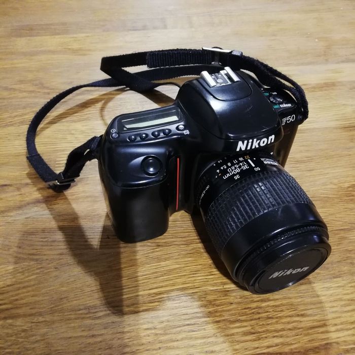 Nikon F50 + Nikkor 35-80, f4-5.6 + адаптер m42 (з лінзою)