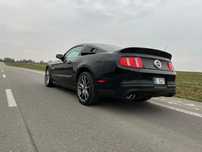 Ford Mustang GT V8 Manual hamulce BREMBO
