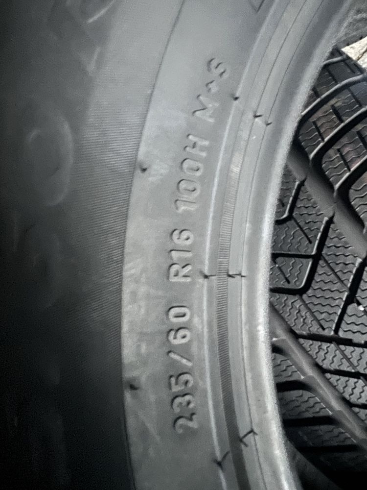 235/60/16 R16 Pirelli Sottozero 3 2шт новые зима