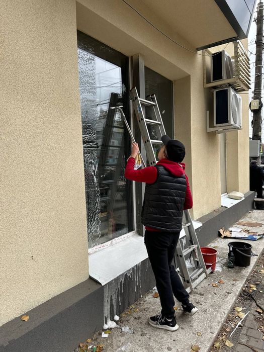 Клінінгова компанія «Cleaning Lab.»