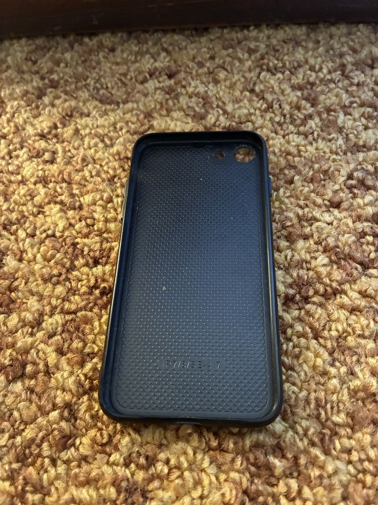Iphone 7 usado com capa e carregador