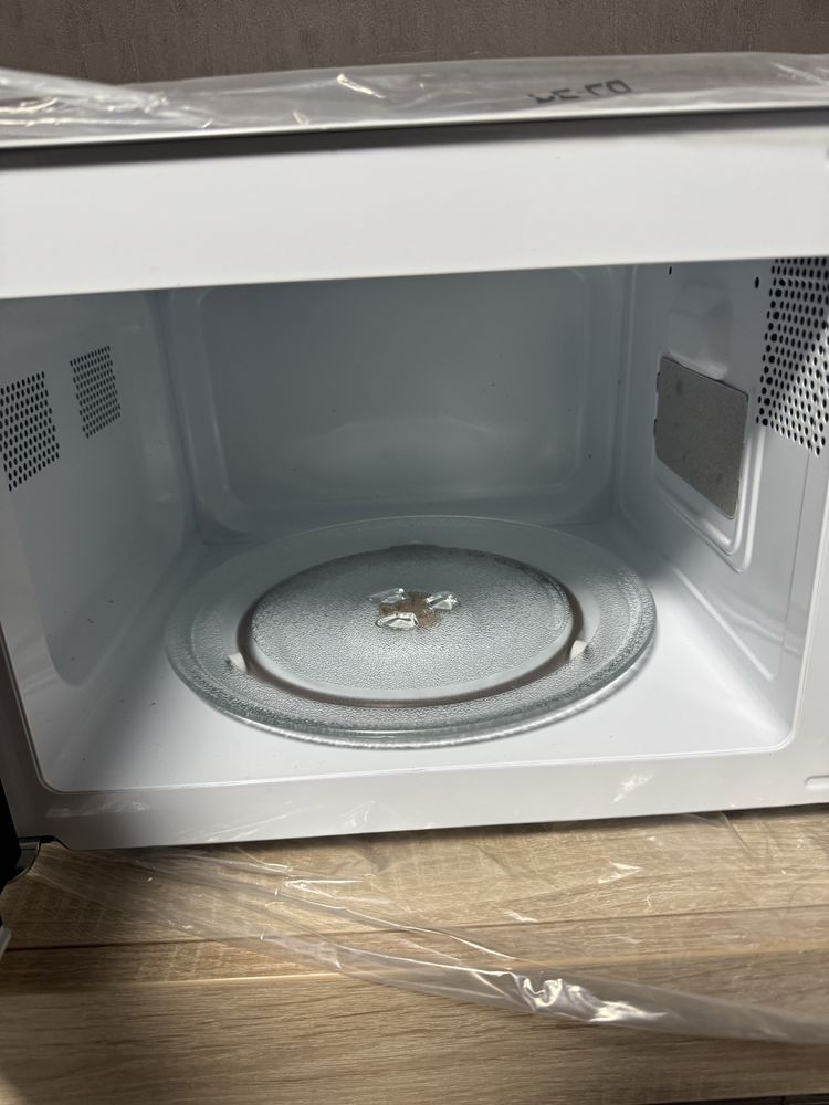 Микрохвильова піч Gorenje M017E1W