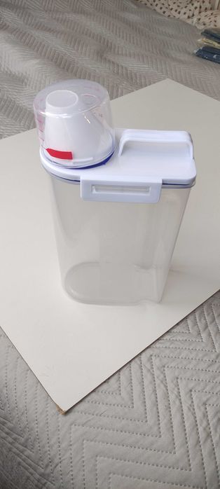 Pojemnik na zboża – duża pojemność, szczelne zamknięcie