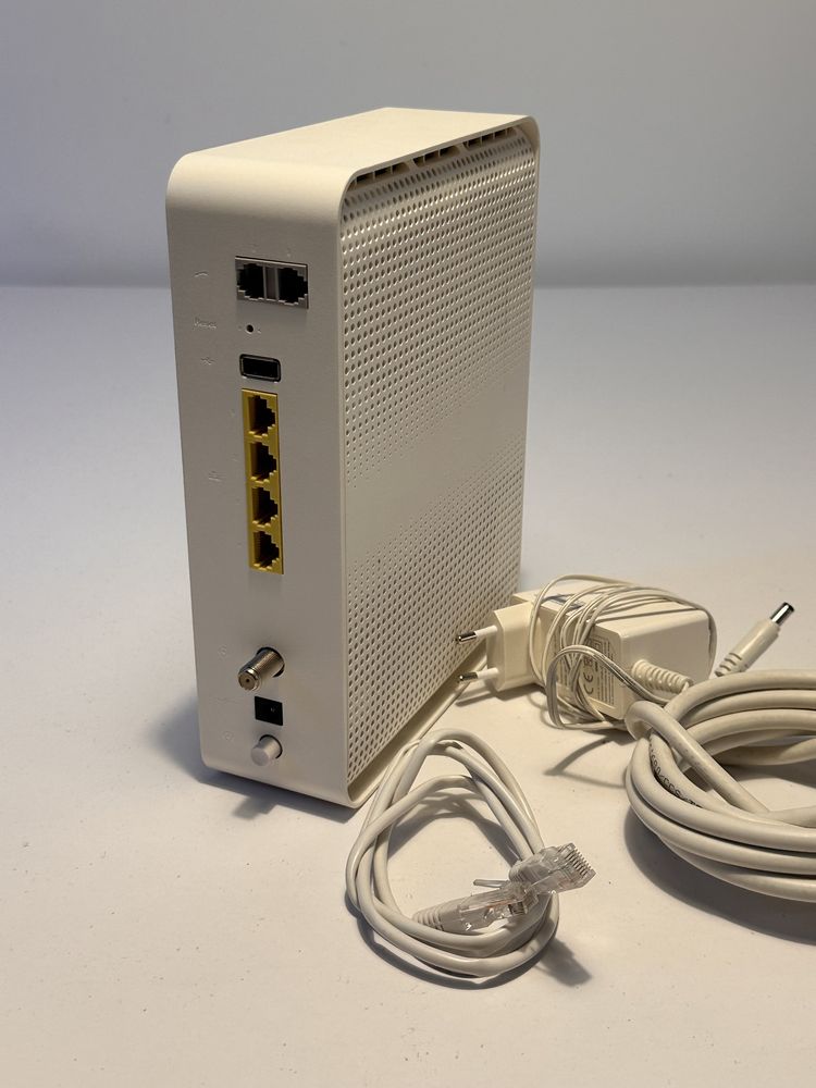 Modem kablowy TECHNICOLOR CGA2121