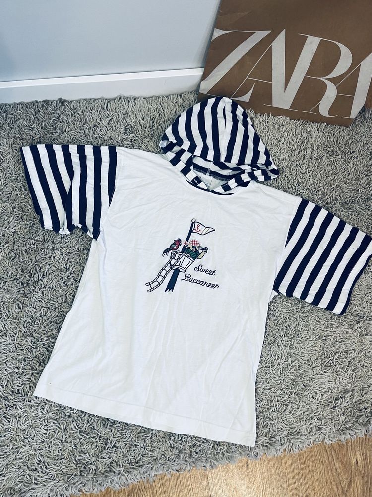T-shirt dzieciecy 152 cm c&a z kapturem w paski marynarski