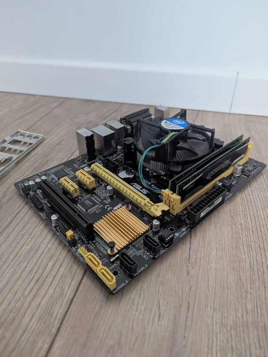 Zestaw Asus H81M-C i5 4670 8GB Chłodzenie