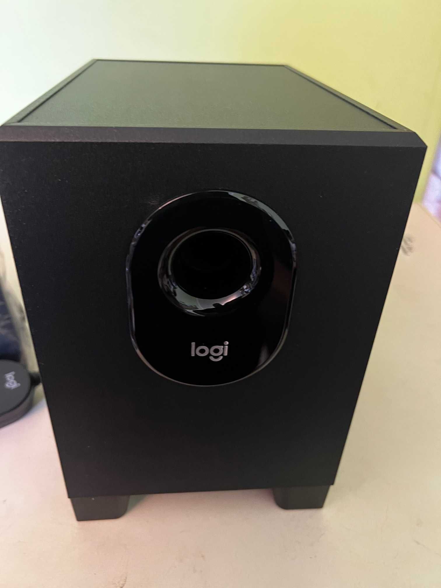 Logitech Z313 2.1 system głośników z subwooferem, moc szczytowa 50 W