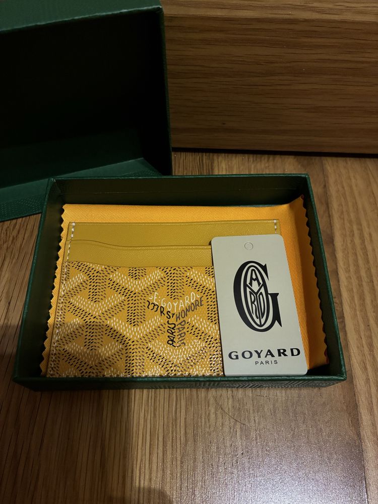 Carteira goyard amarela