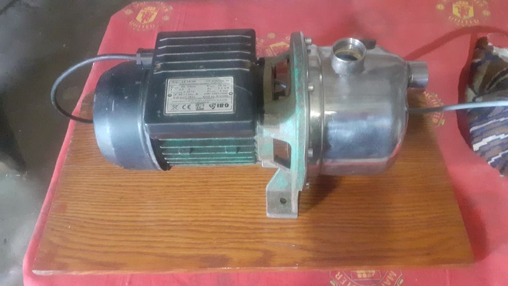 Мотор гідрофора з помпою ...