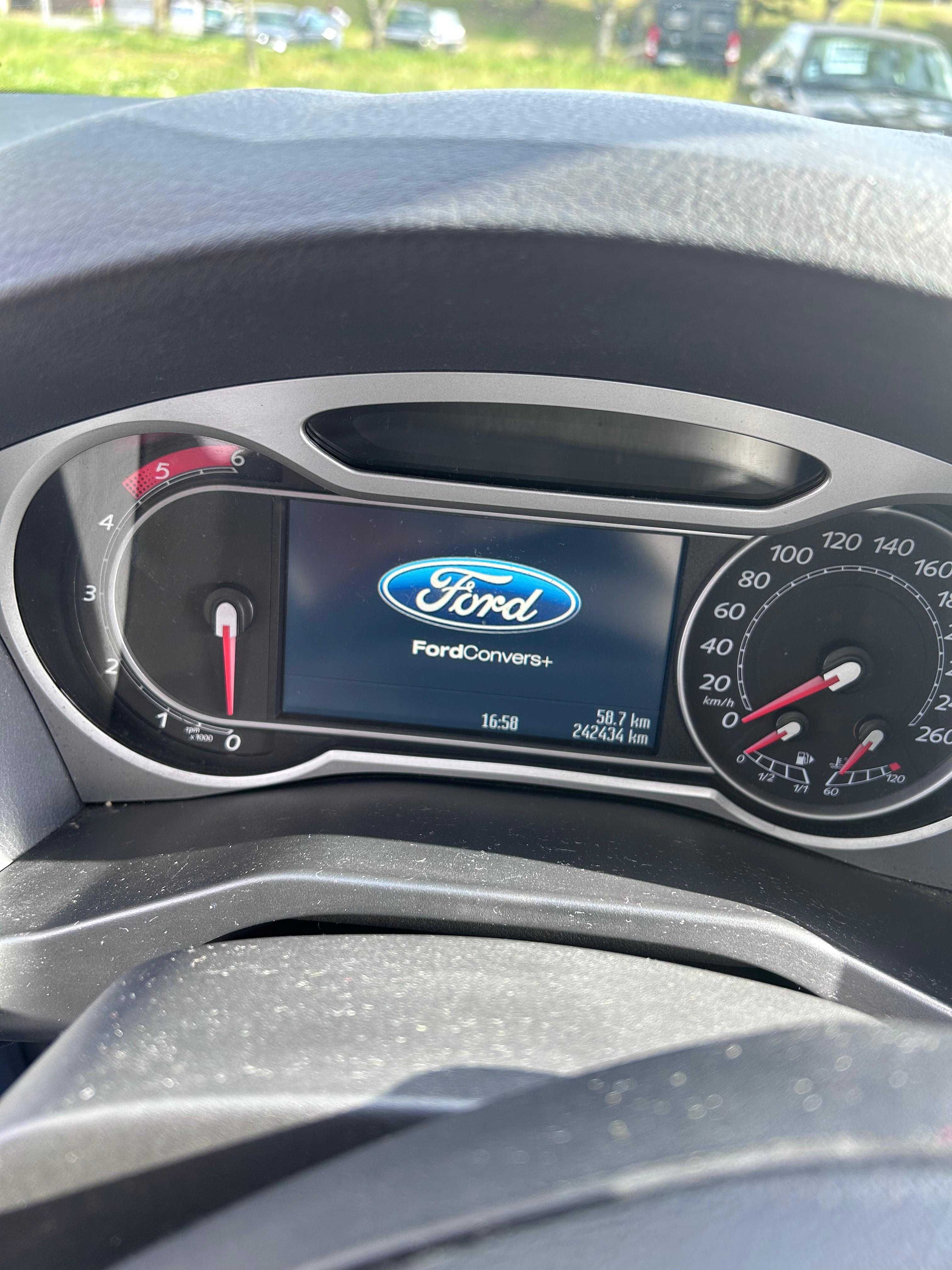 Carro Ford Mondeo