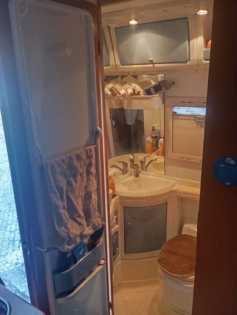 Autocaravana 7 dormidas Fiat 2.8 JTD motor iveco