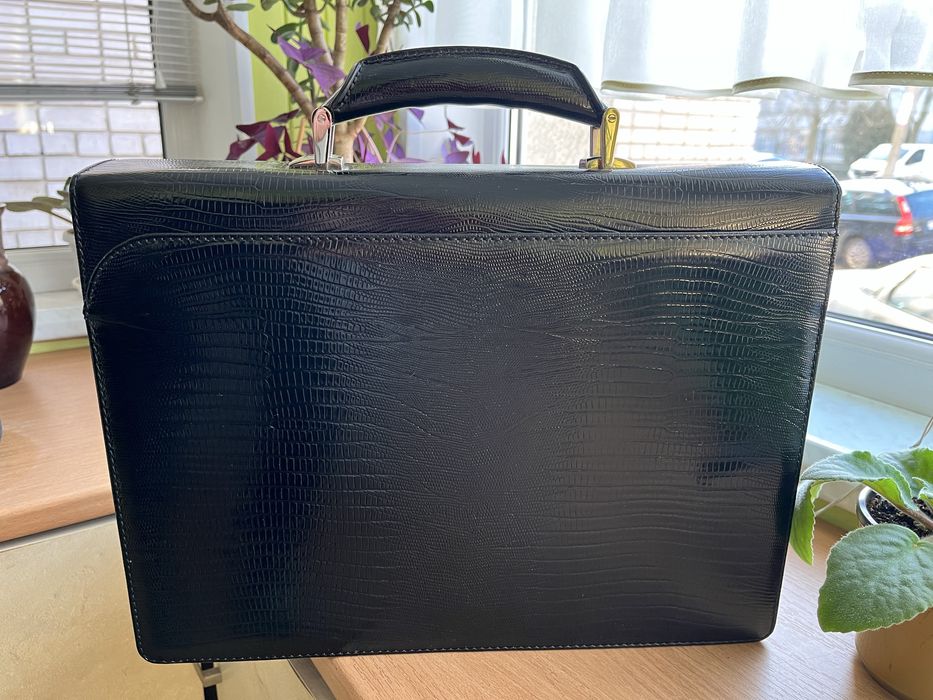 Портфель шкіряний діловий Neri Karra