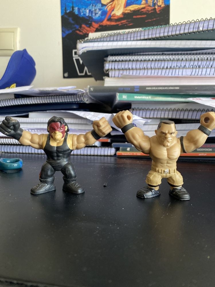 Mini Figuras WWE super elásticas colecionáveis raras John Cena e Kane