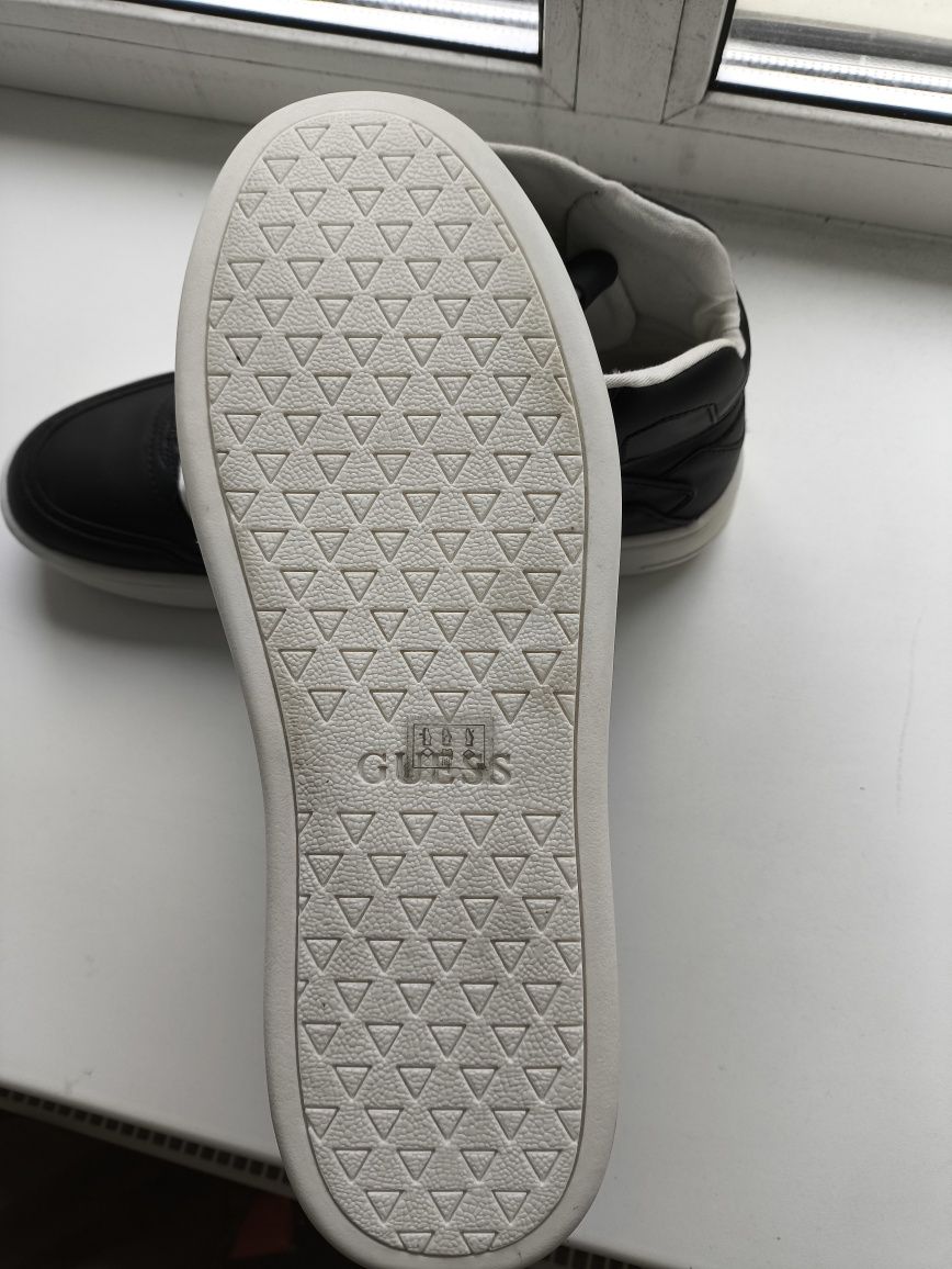 Кроссовки ботинки кеды Guess