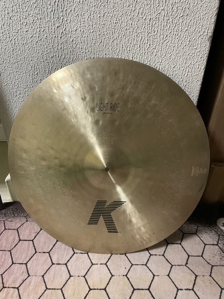 Ride zildjian K light 22” e 24”, hi hat k light 16”