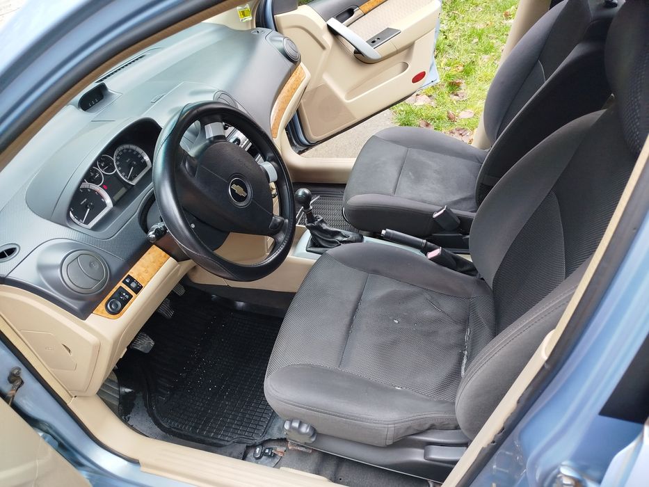 Продається машина Chevrolet Aveo в гарному стані