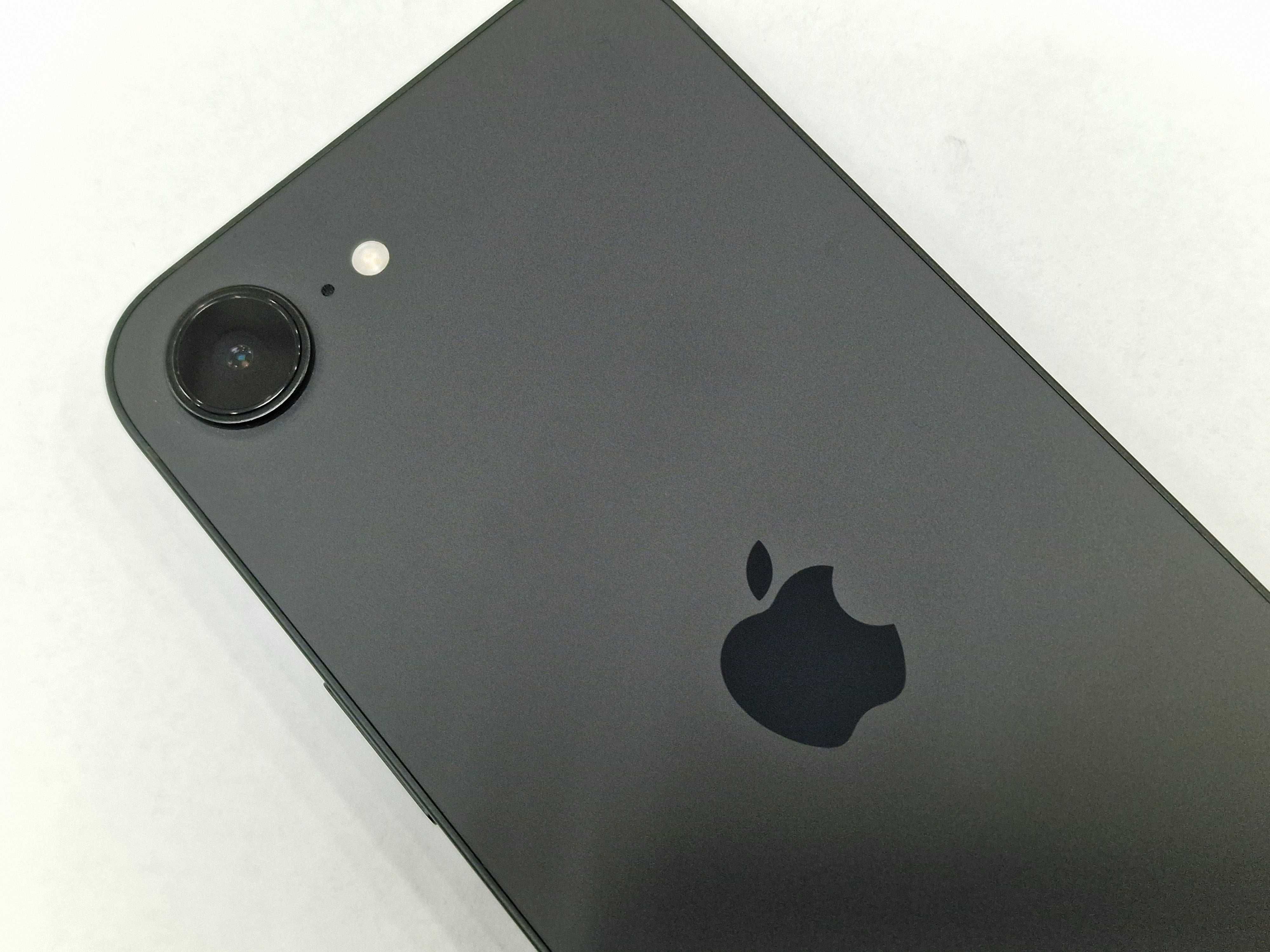 Iphone 16e 128GB/ Black/ A3409/ 100%/ Grade A+/ z Apple Store + ładow