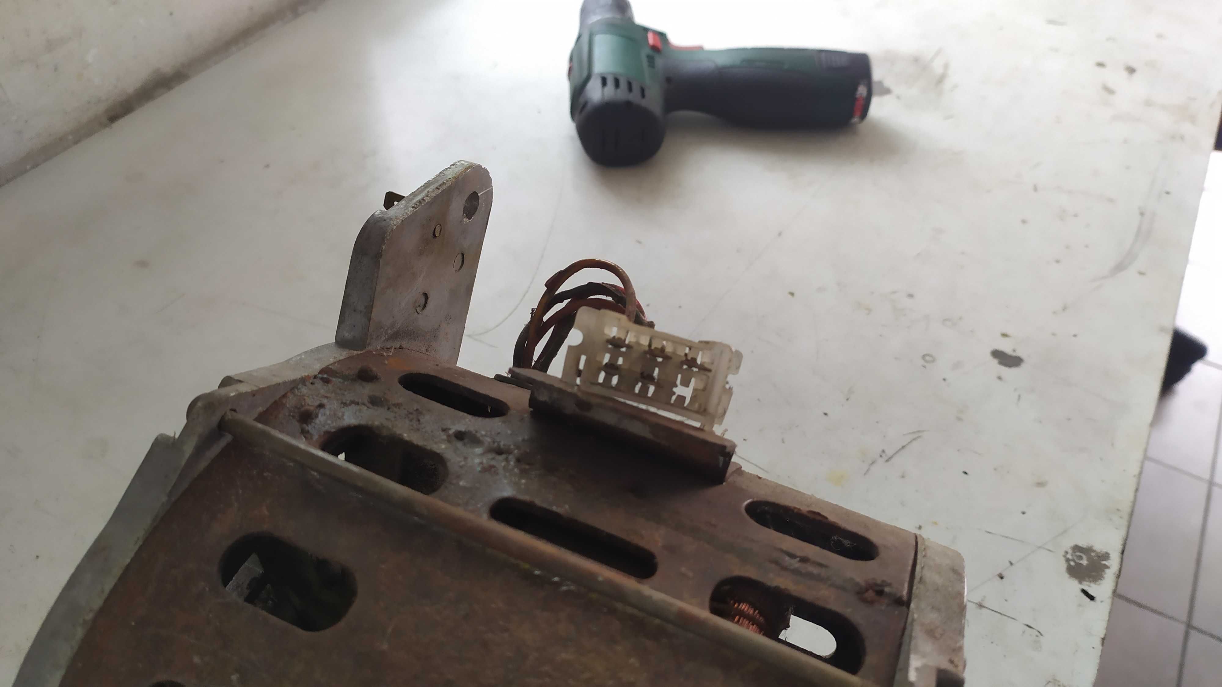 Predom Polar superautomat PS 663 S BIO silnik i instalacja elektryczna