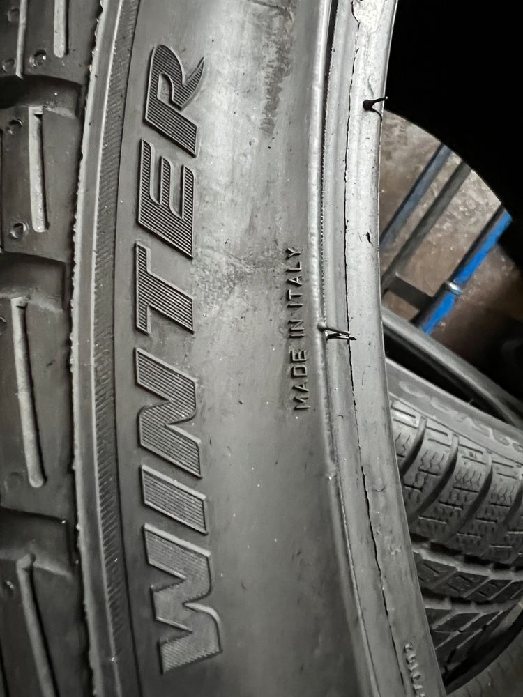 295/30/20 R20 Pirelli Sottozero 3 2шт новые зима