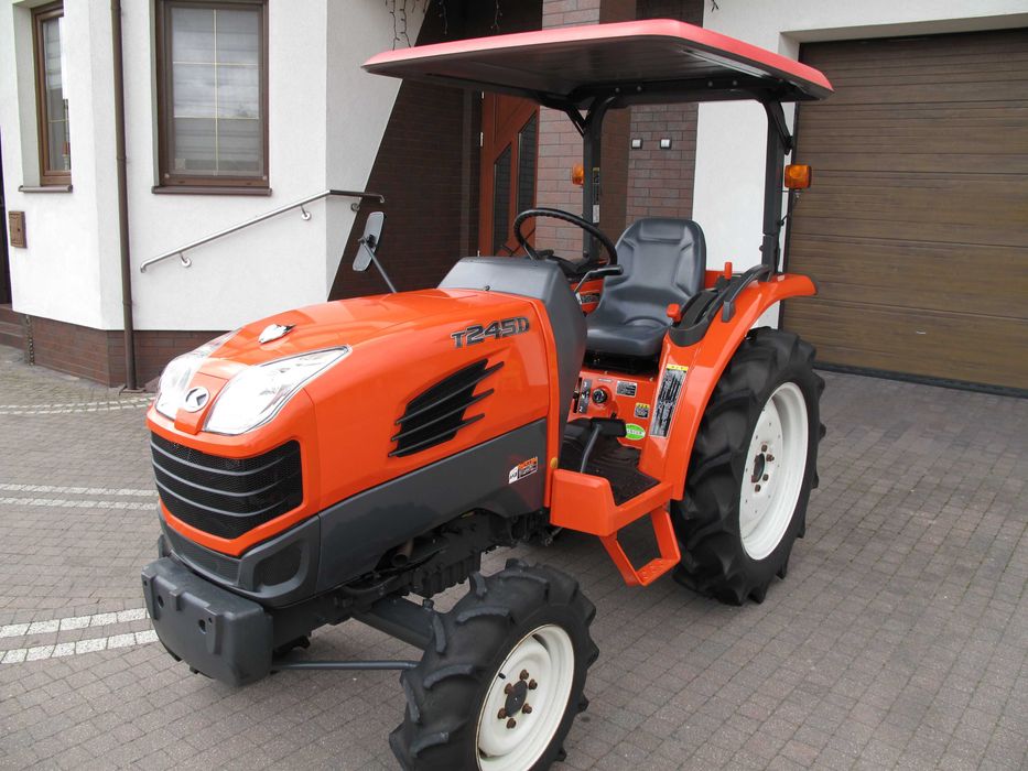 Mini Traktorek Kubota T245 4X4 25KM Wspomaganie Rewers Mały Ogrodniczy