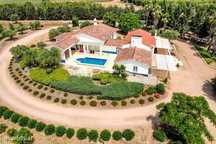 Quintinha / Moradia T5+1, Campo Maior - Piscina