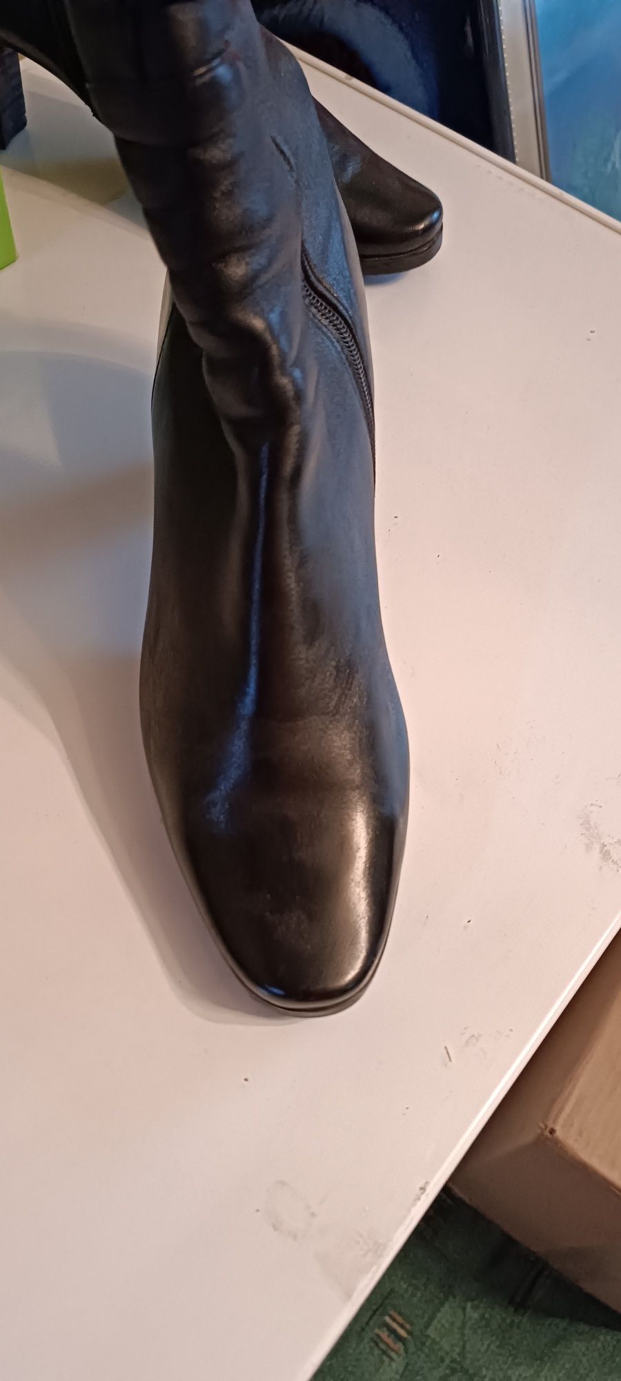 Продам Кожаные сапоги зимние