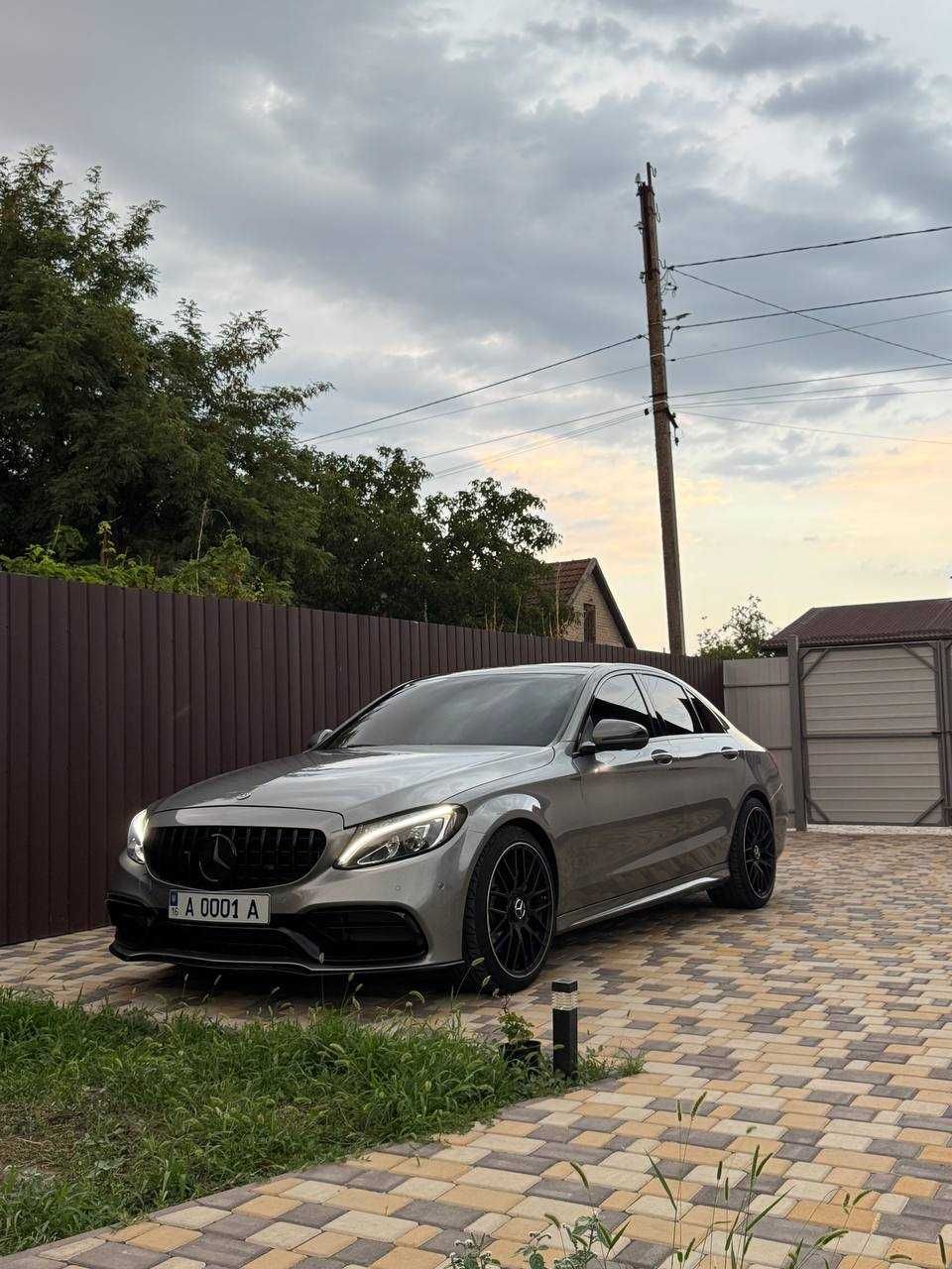 Mercedes-Benz C-Class 2015