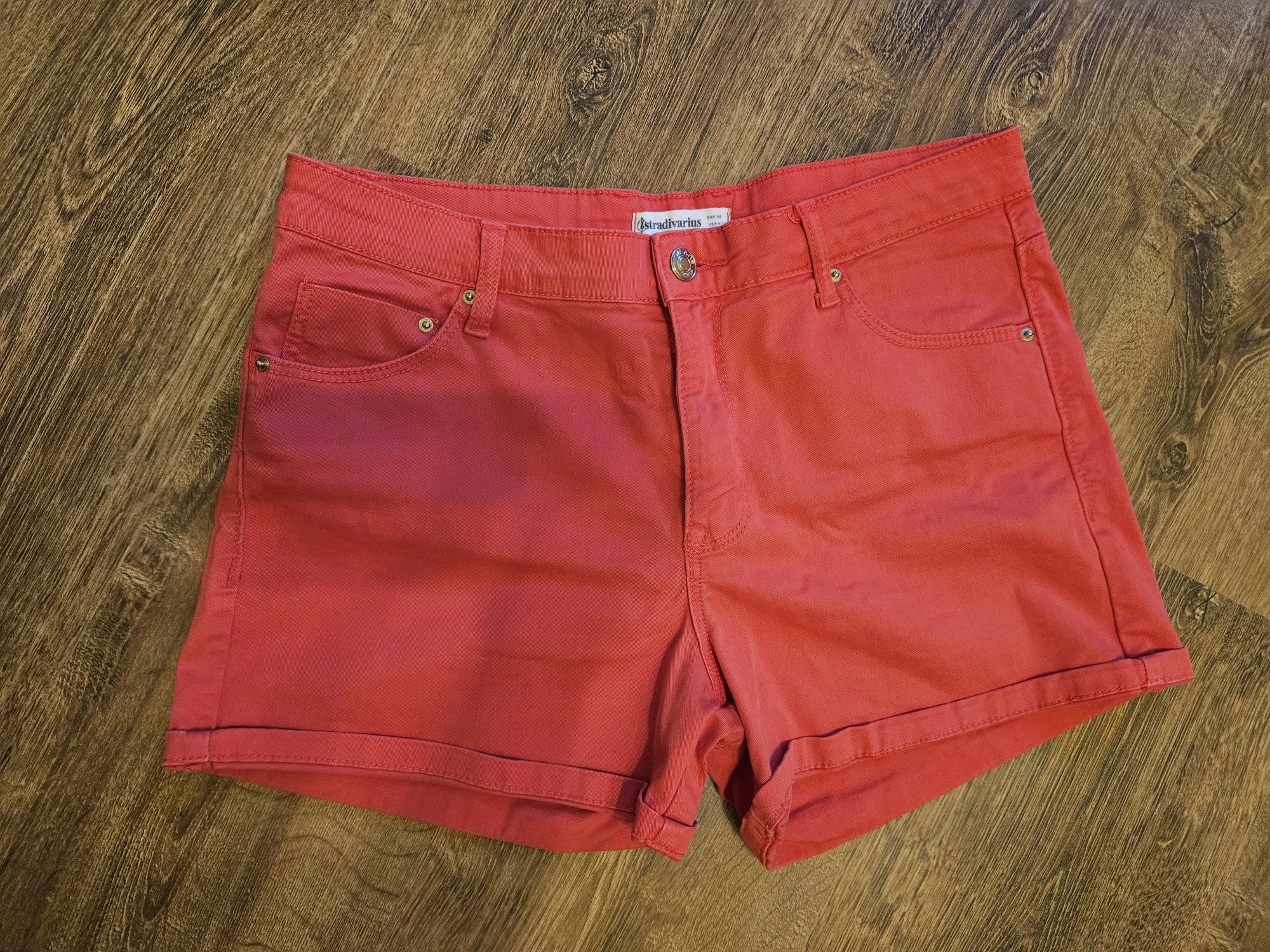 Jeansy spodenki h&M szorty Stradivarius rude i legginsy krótkie Adidas