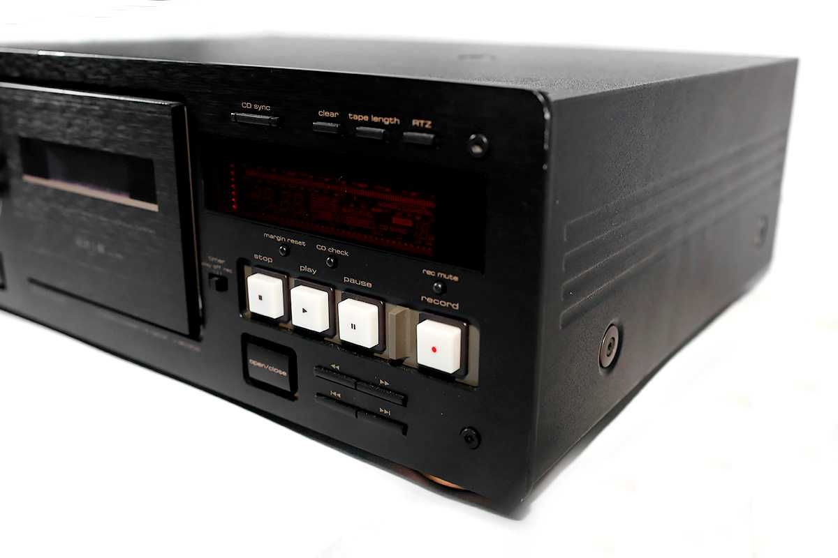 Magnetofon kasetowy Teac V-8030S