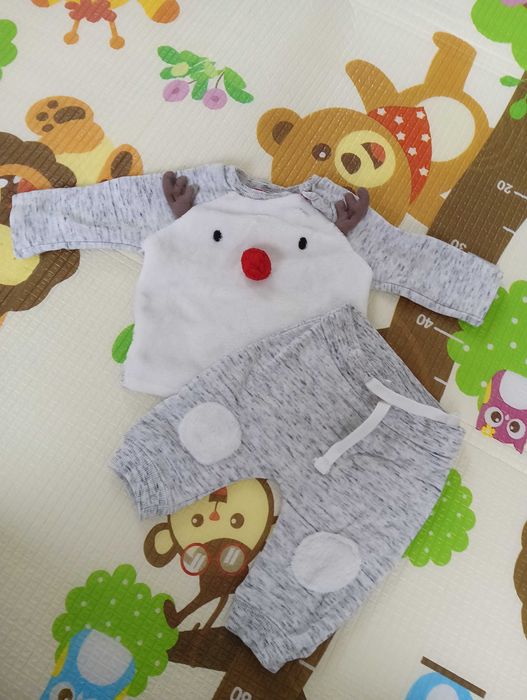 Dres świąteczny niemowlęcy komplet renifer 56