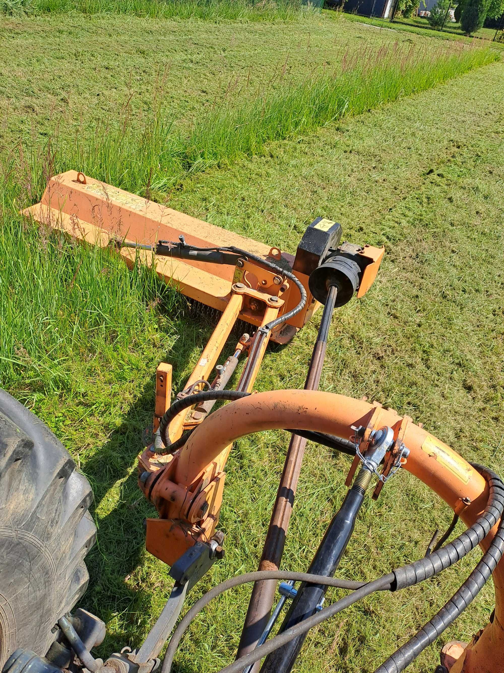 Usługi koszenia traw,nieużytków,łąk kosiarką bijakową szer.2m(mulczer)