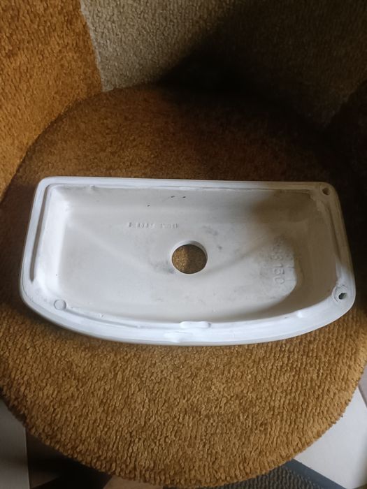 pokrywa spłuczki kompactu