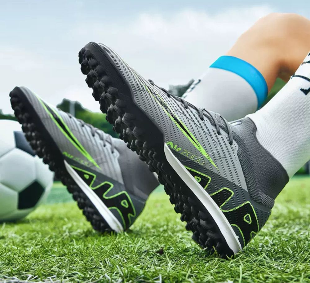 Buty piłkarskie turfy skarpeta obuwie sportowe futbolówki orlik