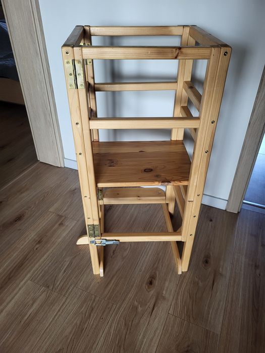 Składany Kitchen heleper, pomocnik kuchenny dla dzieci