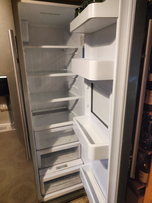 Lodówka Samsung side by side z kostkarką