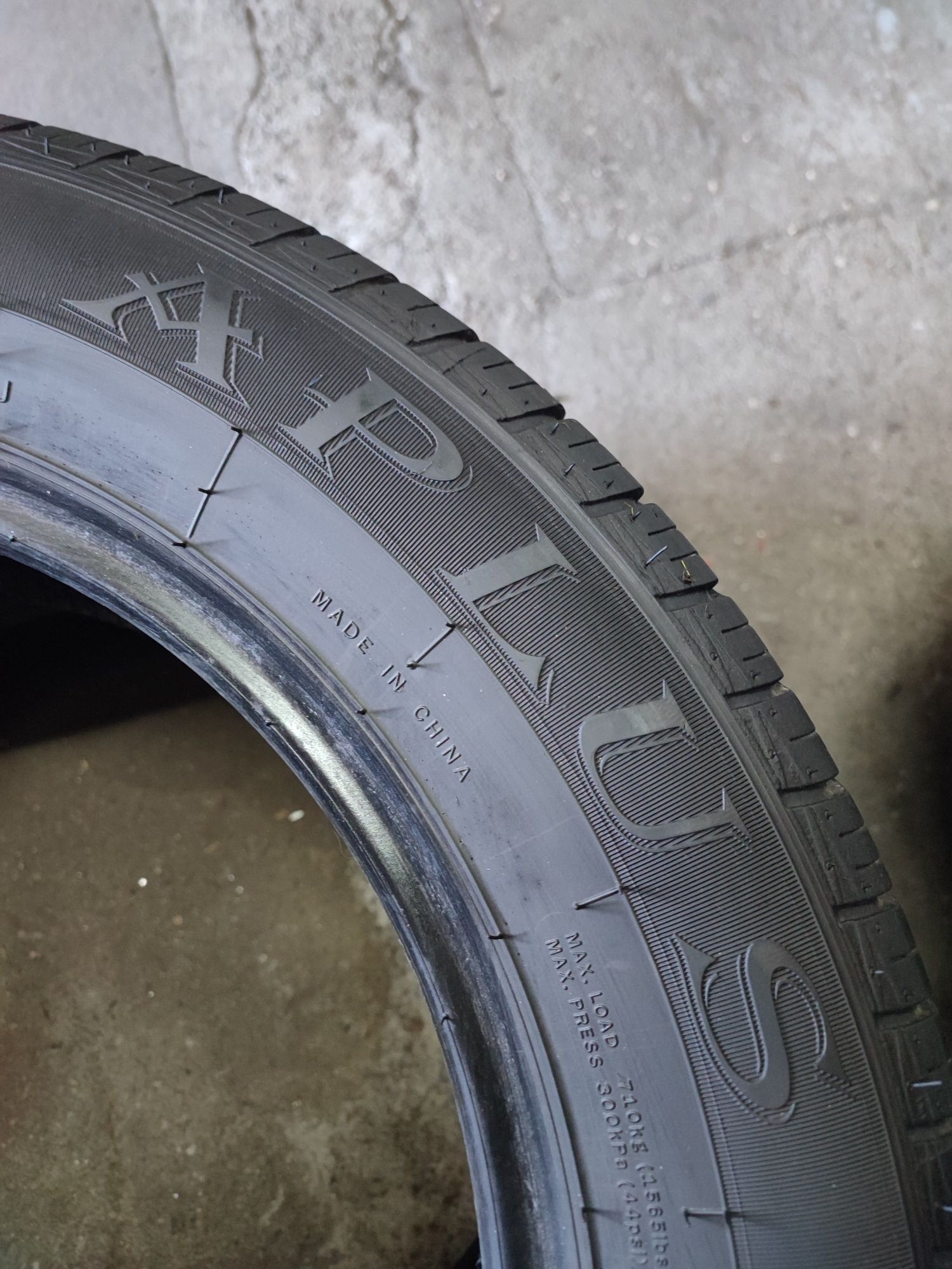 Pneus 215/60r17 (2024) Aplus A919 com 95% piso