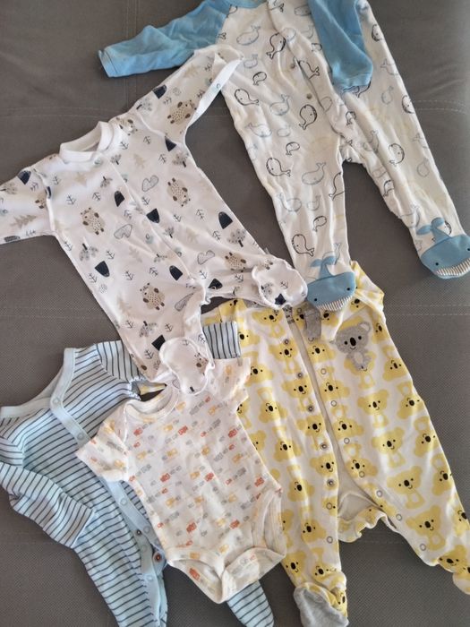 Продам дитячі речі для новонароджених