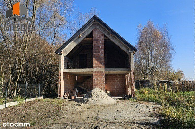 Nowoczesny dom, wokół cisza i zieleń pod Krakowem