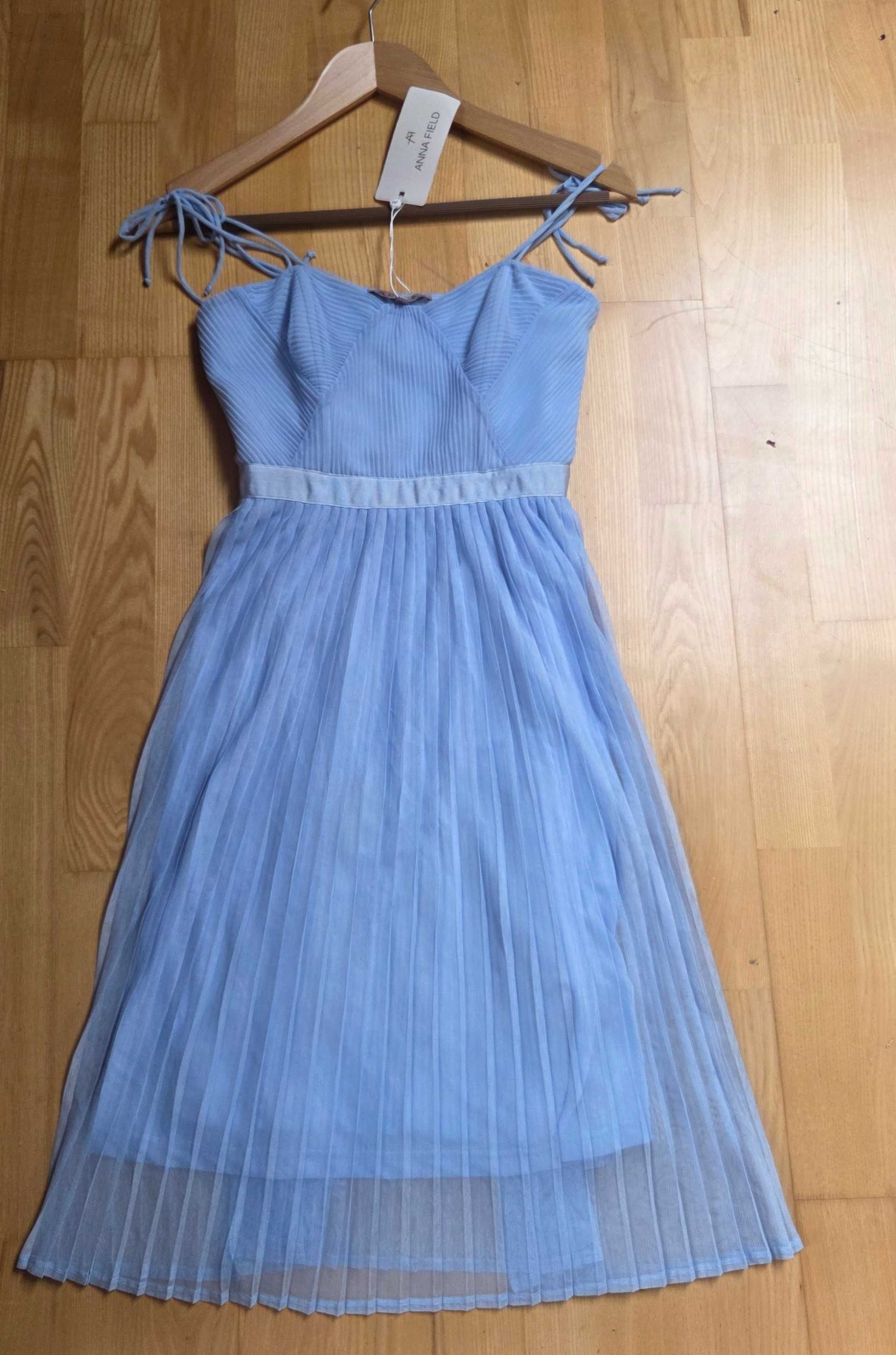 Nowa elegancka sukienka