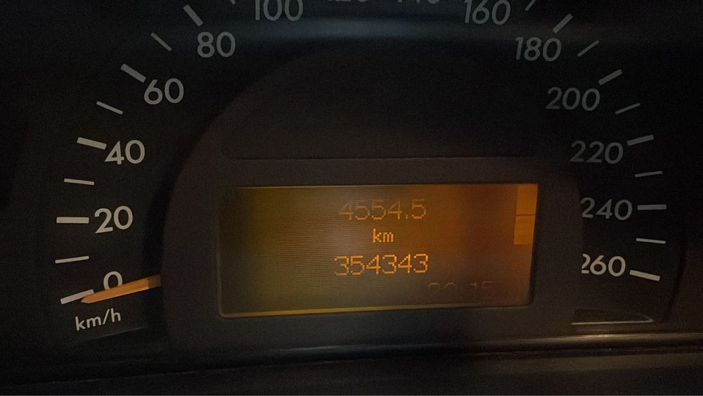 Mercedes c 220 w 203