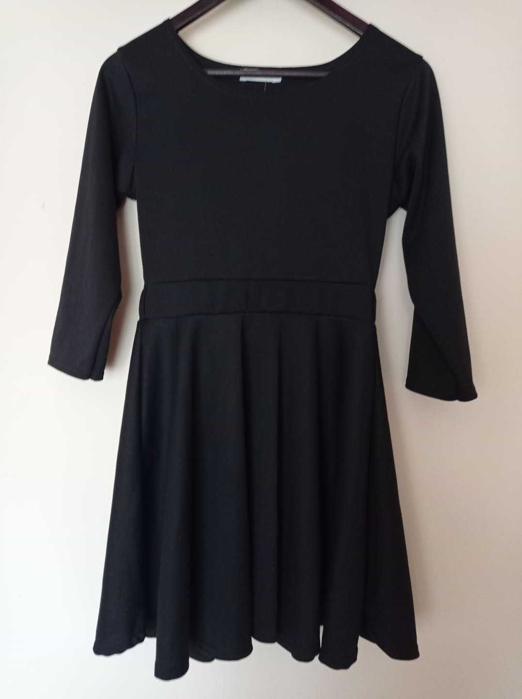 Nowa, czarna sukienka