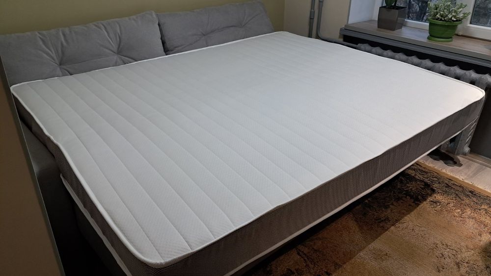 Продам матрац 1,60х2