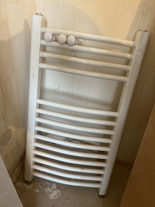 Grzejnik lazienkowy 70x40