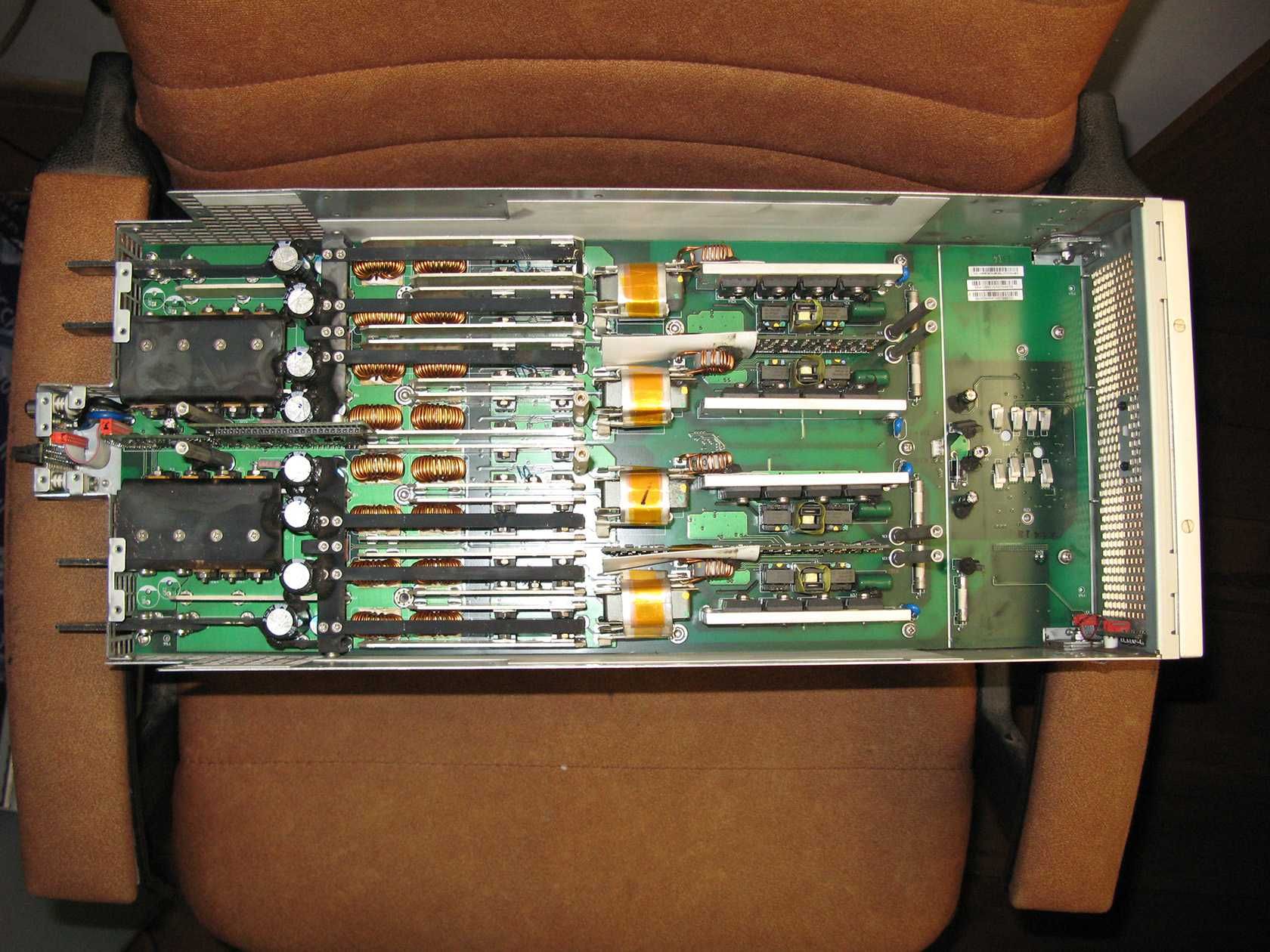 серверный блок питания  DELTA 5600w  12 вольт 2 x 240 A ( 12 24 вольт)