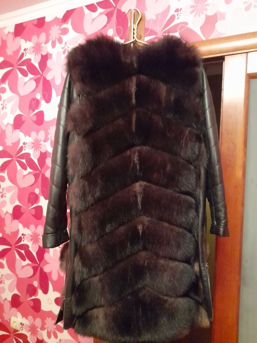 Продам шубу!! Ціна 3000грн