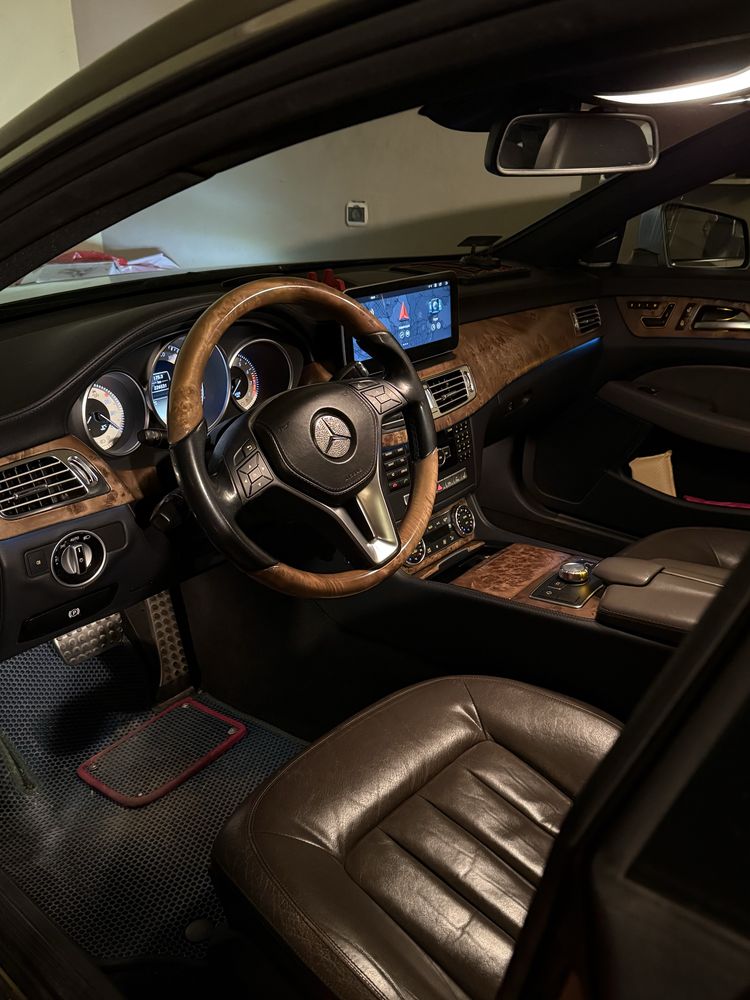 Mercedes-Benz CLS 500 – 2011, 4.7 V8, 4MATIC